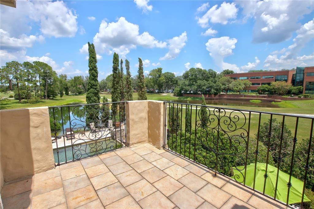 For Sale: $1,149,900 (4 beds, 4 baths, 3800 Square Feet)