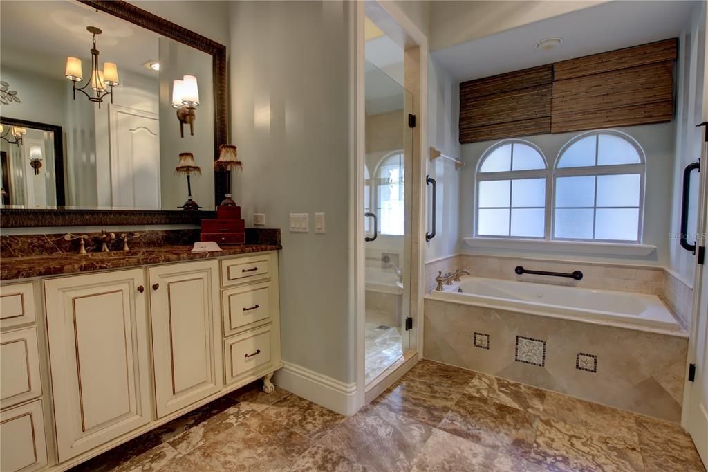 For Sale: $1,149,900 (4 beds, 4 baths, 3800 Square Feet)