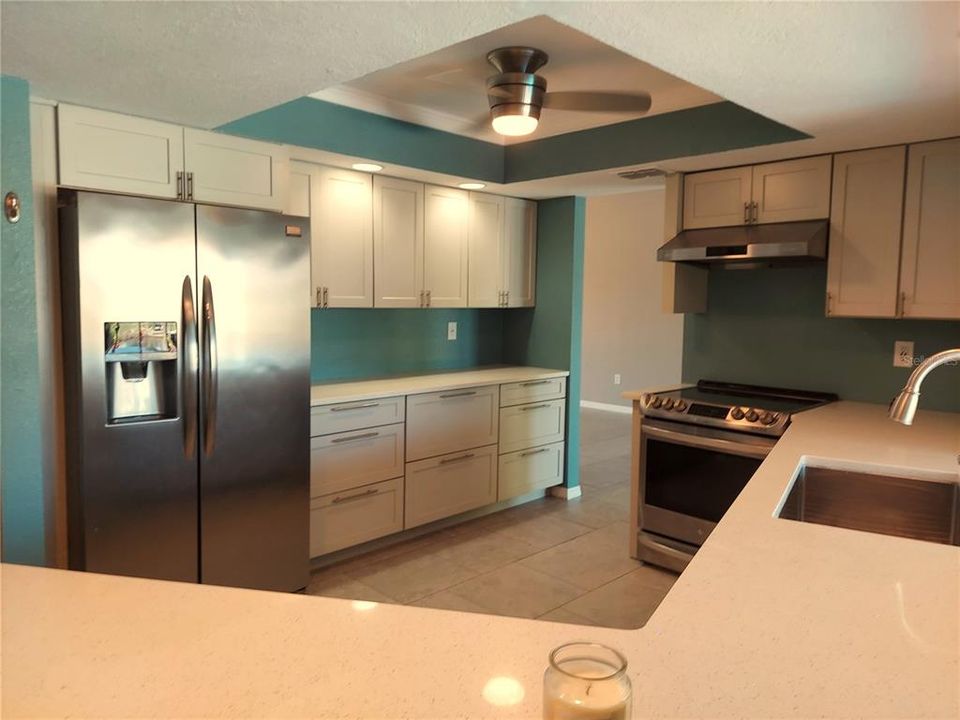 На продажу: $529,000 (3 спален, 2 ванн, 2304 Квадратных фут)