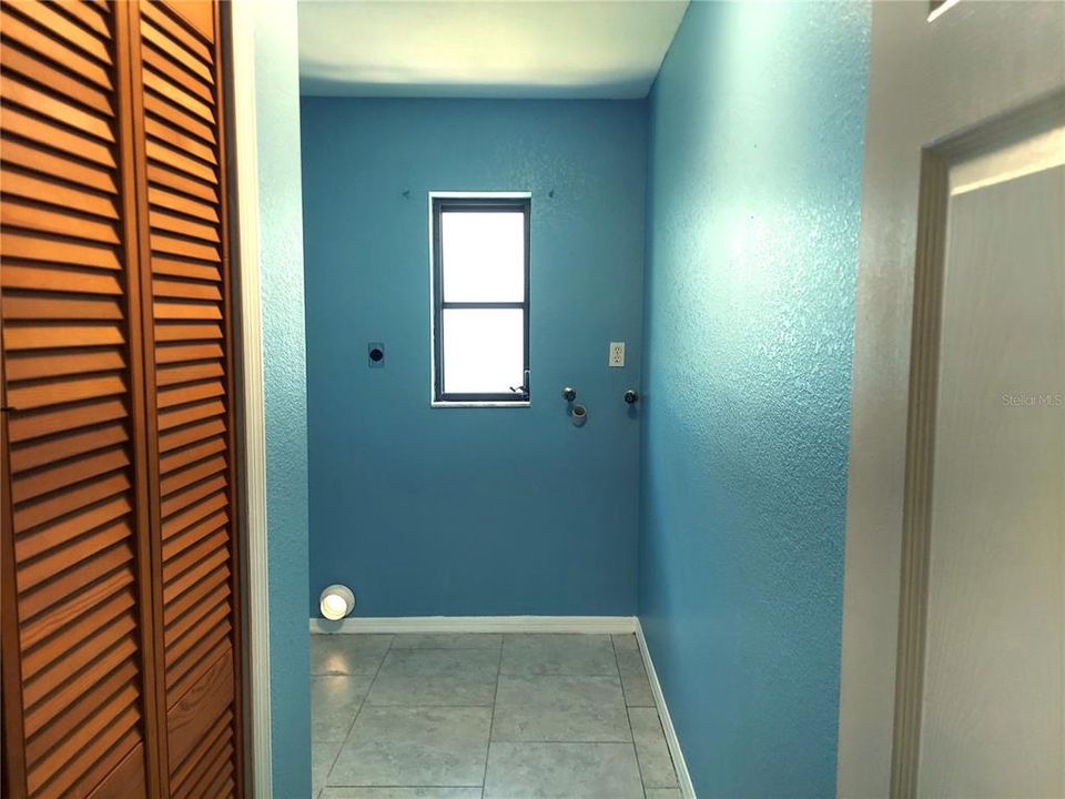 На продажу: $529,000 (3 спален, 2 ванн, 2304 Квадратных фут)