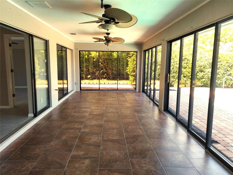 На продажу: $529,000 (3 спален, 2 ванн, 2304 Квадратных фут)