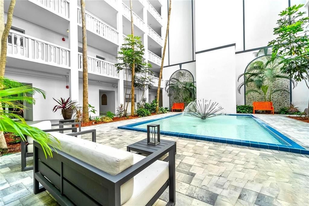 待售: $1,270,000 (2 贝兹, 2 浴室, 1500 平方英尺)