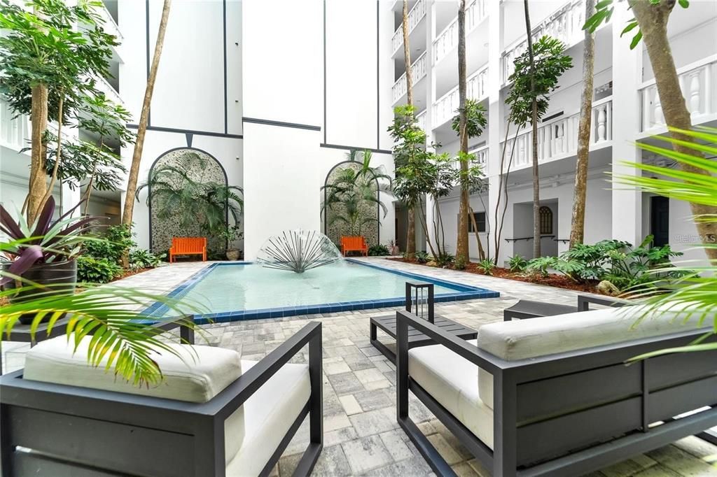 待售: $1,270,000 (2 贝兹, 2 浴室, 1500 平方英尺)