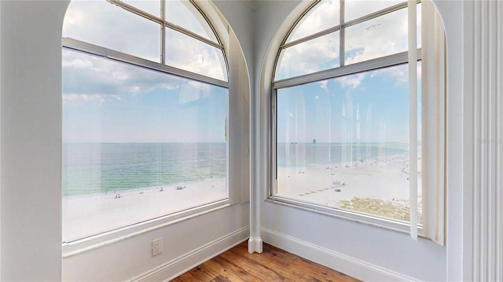 待售: $1,270,000 (2 贝兹, 2 浴室, 1500 平方英尺)