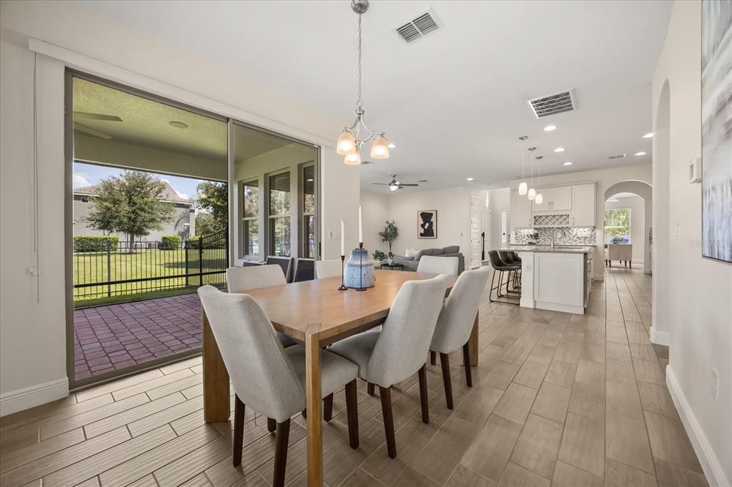 待售: $1,324,950 (5 贝兹, 3 浴室, 3910 平方英尺)