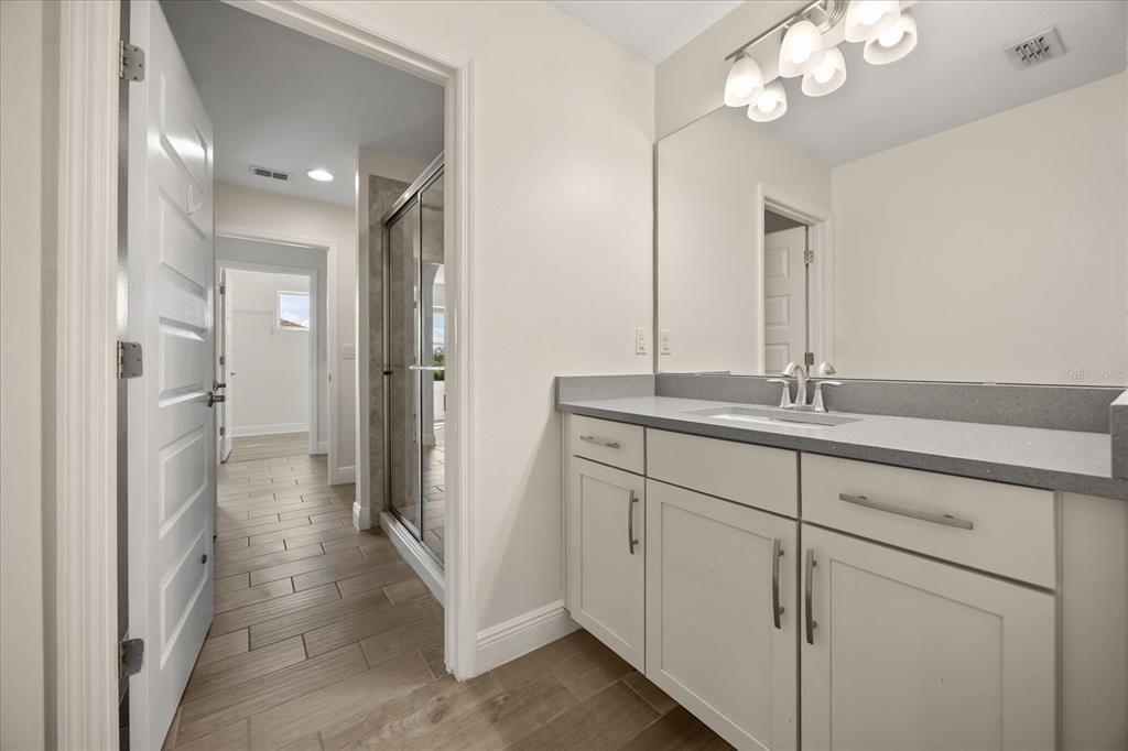 待售: $1,324,950 (5 贝兹, 3 浴室, 3910 平方英尺)