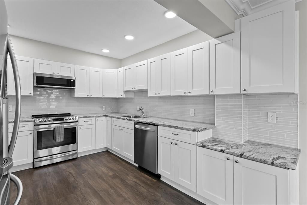 Active With Contract: $5,000 (3 beds, 2 baths, 2000 Square Feet)