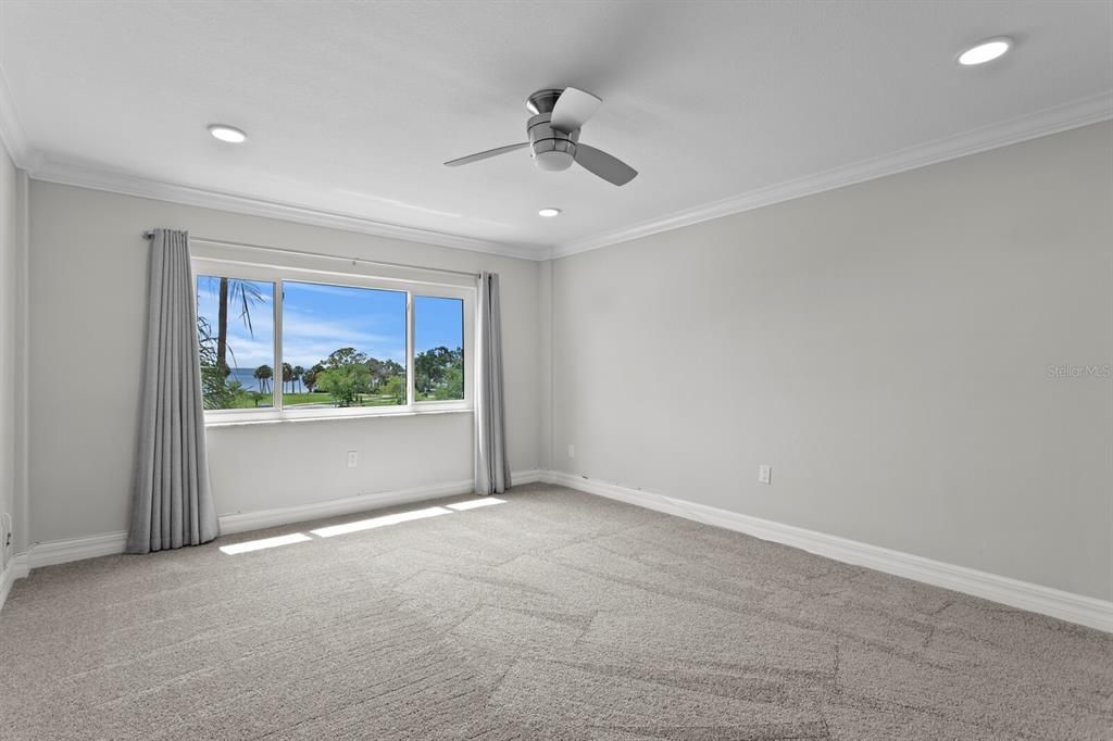 Active With Contract: $5,000 (3 beds, 2 baths, 2000 Square Feet)