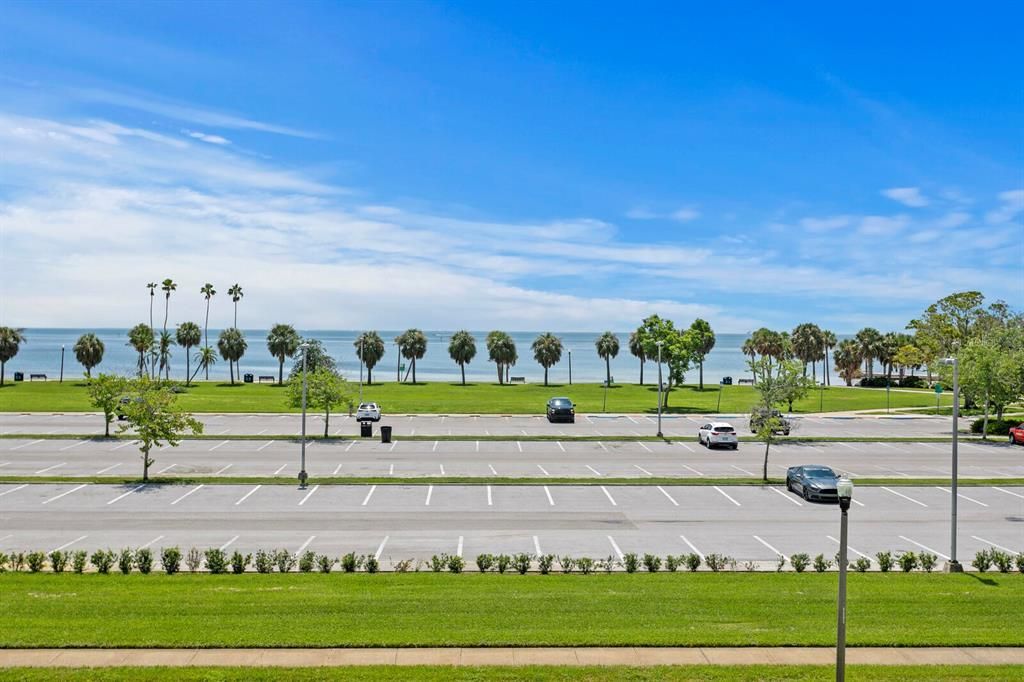 Active With Contract: $5,000 (3 beds, 2 baths, 2000 Square Feet)