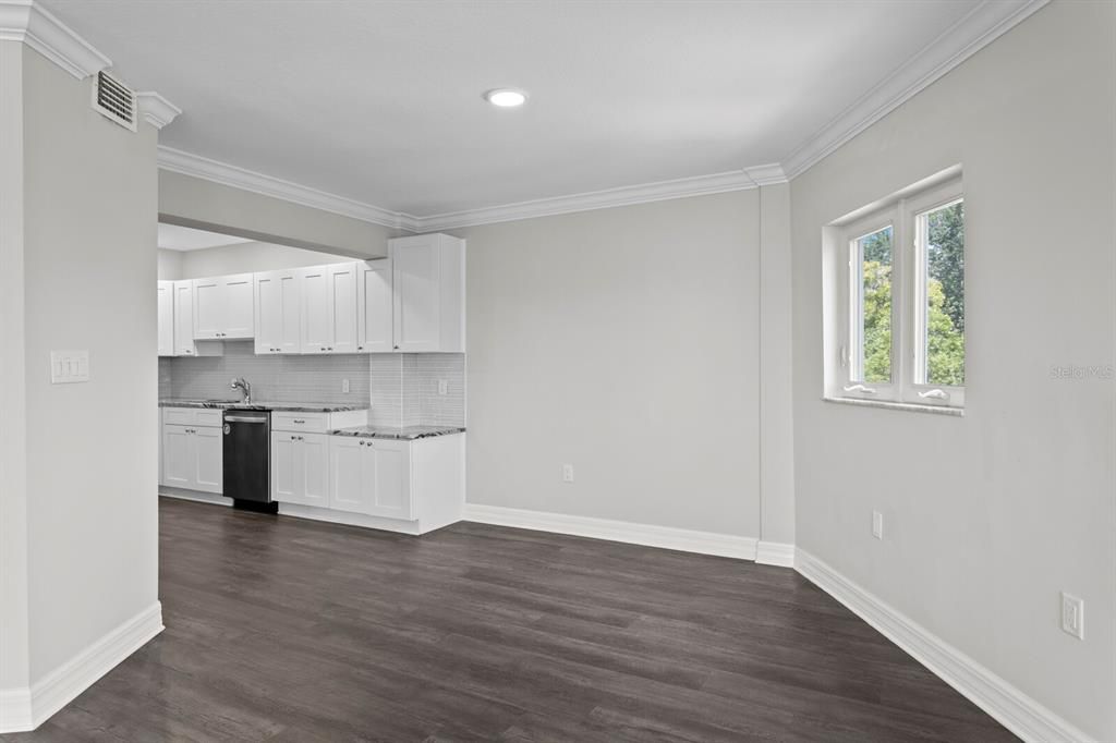 Active With Contract: $5,000 (3 beds, 2 baths, 2000 Square Feet)