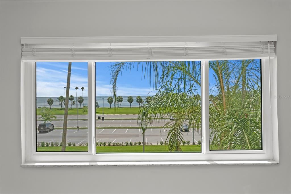 Active With Contract: $5,000 (3 beds, 2 baths, 2000 Square Feet)