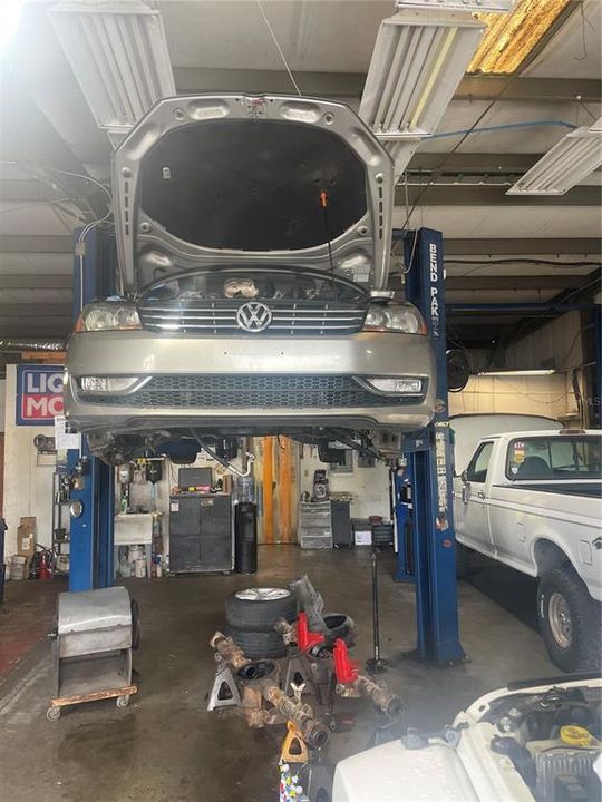 For Sale: $700,000 (0 beds, 0 baths, 1352 Square Feet)