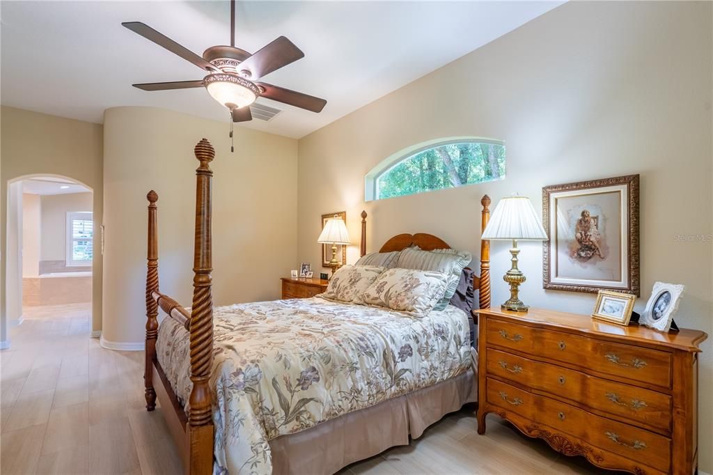 En Venta: $499,000 (3 camas, 2 baños, 2073 Pies cuadrados)