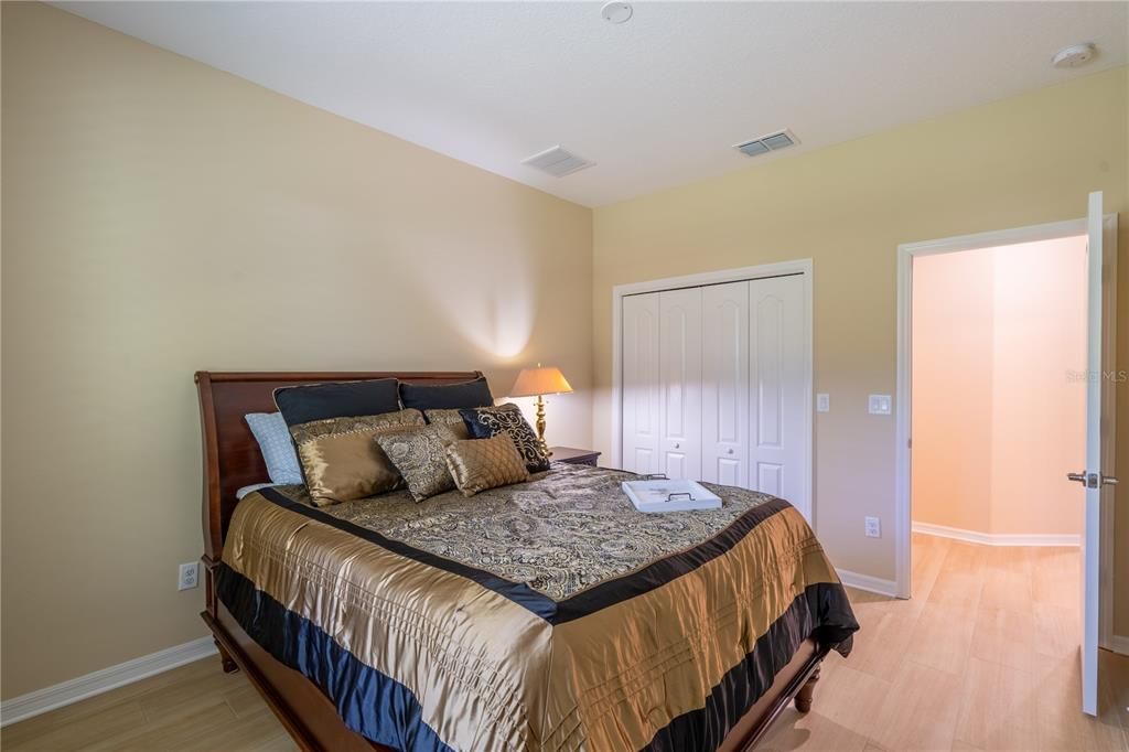 En Venta: $499,000 (3 camas, 2 baños, 2073 Pies cuadrados)