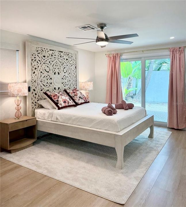 For Rent: $12,000 (3 beds, 2 baths, 1948 Square Feet)