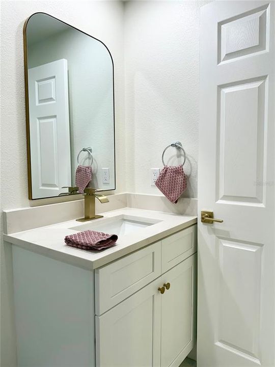 For Rent: $12,000 (3 beds, 2 baths, 1948 Square Feet)