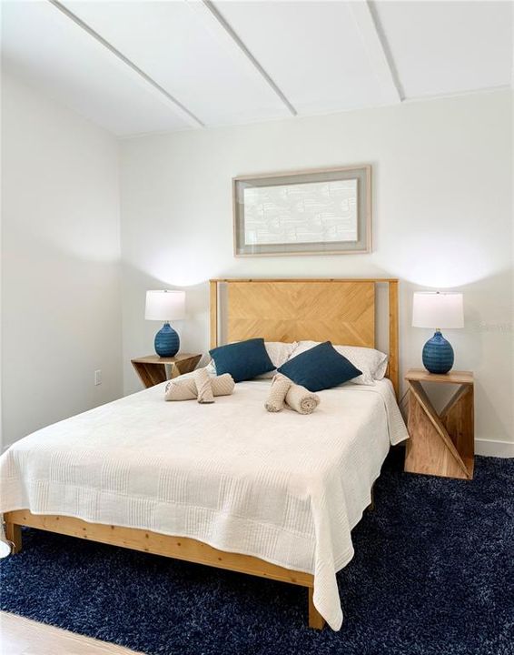 For Rent: $12,000 (3 beds, 2 baths, 1948 Square Feet)