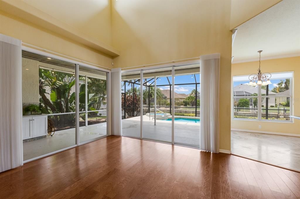 Active With Contract: $869,000 (3 beds, 2 baths, 2463 Square Feet)