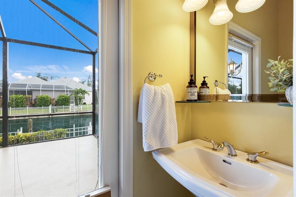 Active With Contract: $869,000 (3 beds, 2 baths, 2463 Square Feet)