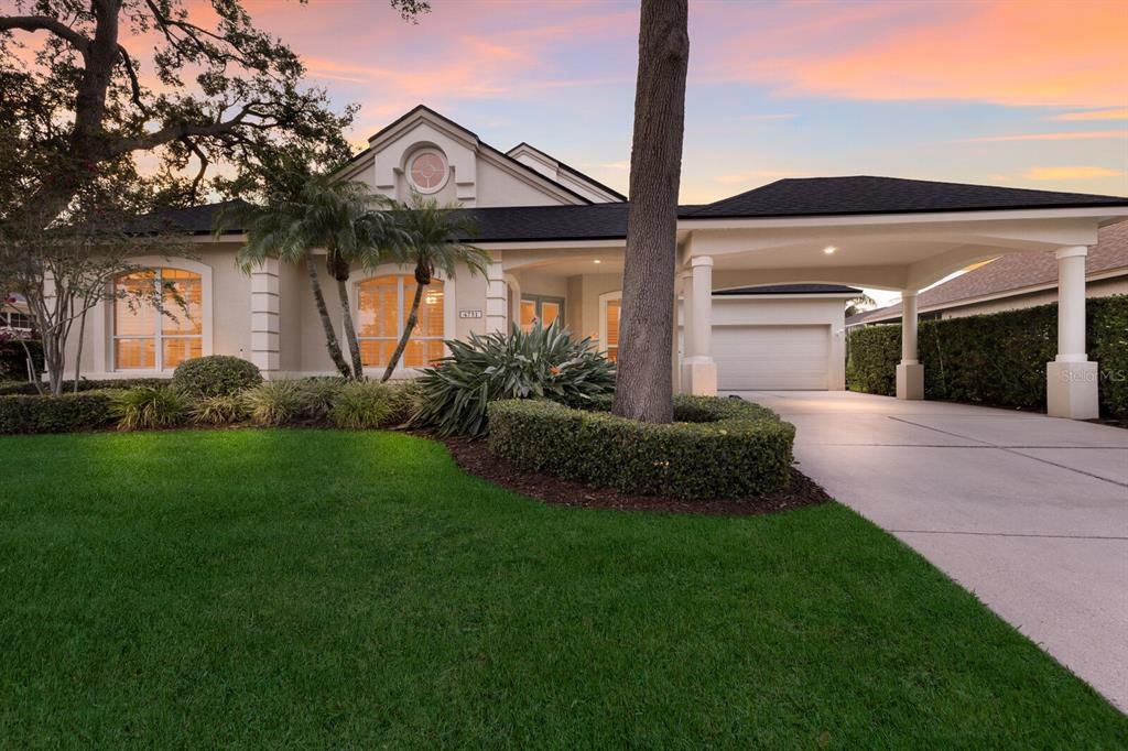 Active With Contract: $869,000 (3 beds, 2 baths, 2463 Square Feet)