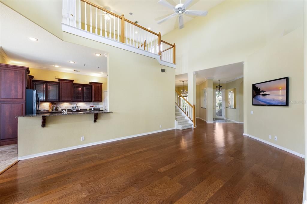 Active With Contract: $869,000 (3 beds, 2 baths, 2463 Square Feet)