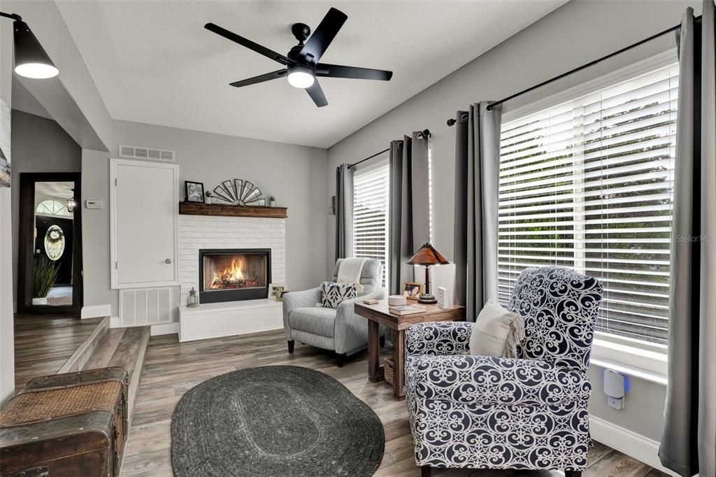 Active With Contract: $450,000 (3 beds, 2 baths, 1745 Square Feet)