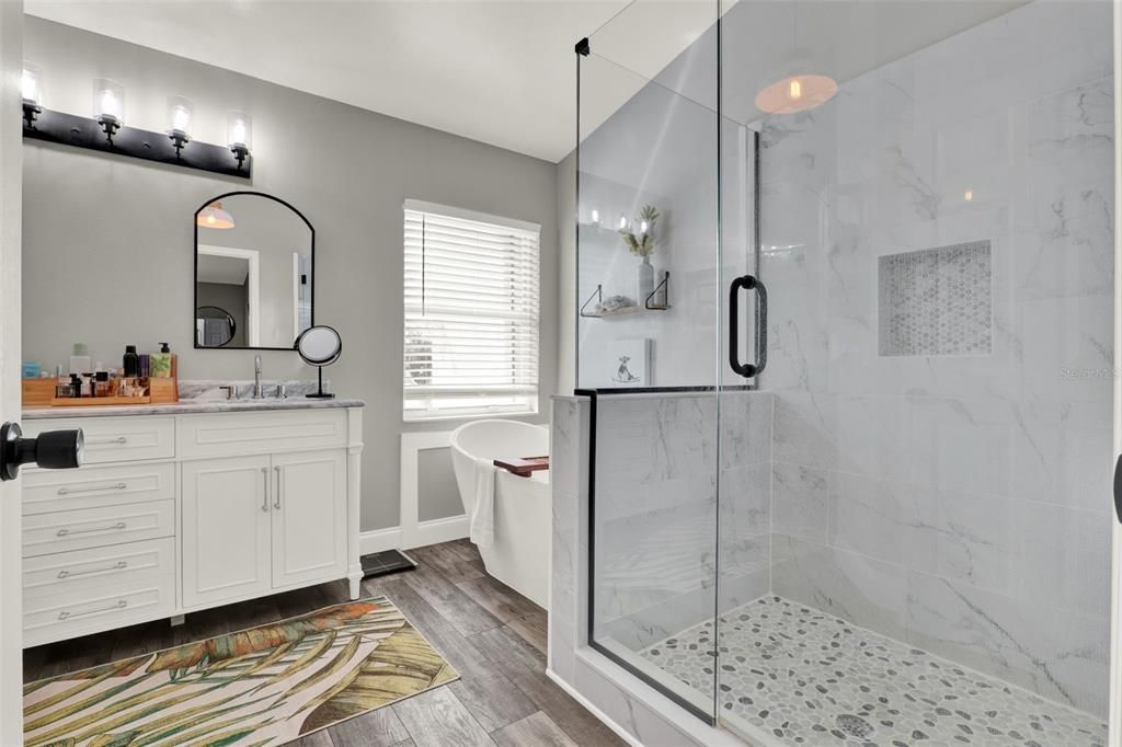 Active With Contract: $450,000 (3 beds, 2 baths, 1745 Square Feet)