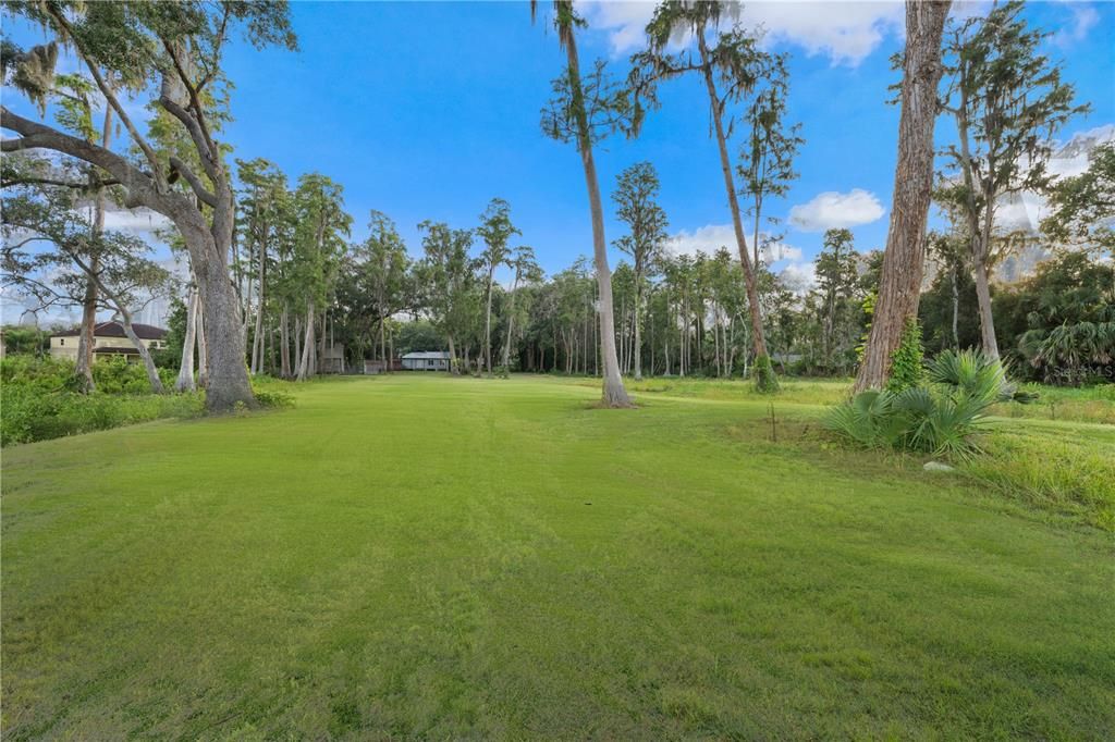 For Sale: $1,067,500 (2.87 acres)