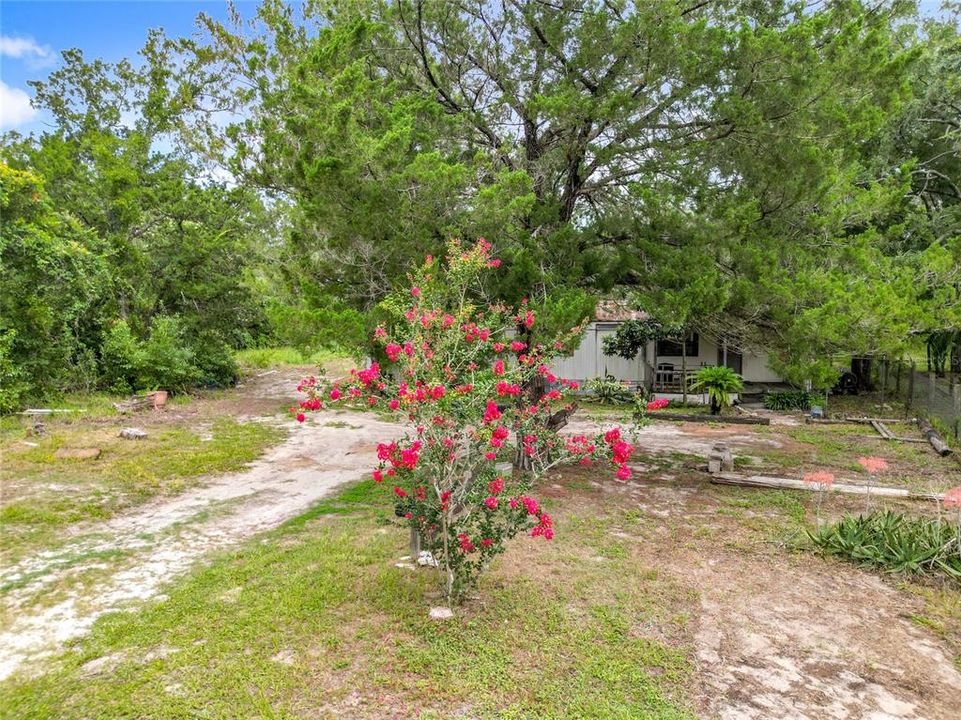 For Sale: $59,999 (3 beds, 2 baths, 784 Square Feet)