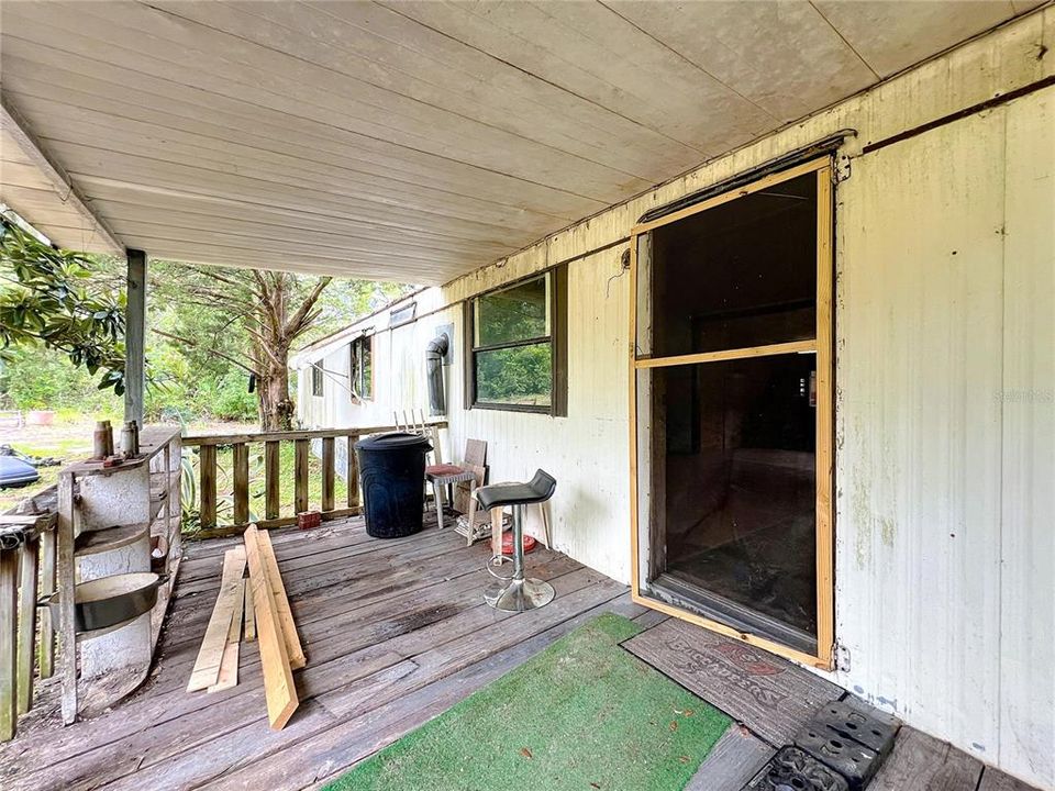 For Sale: $59,999 (3 beds, 2 baths, 784 Square Feet)