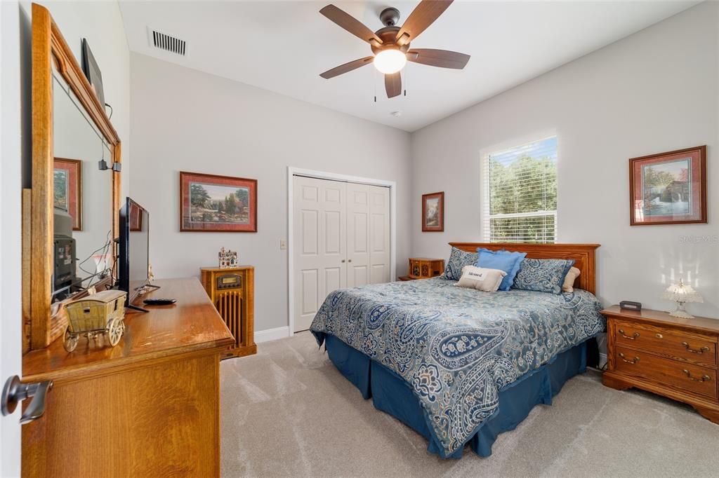 For Sale: $899,995 (3 beds, 2 baths, 2597 Square Feet)