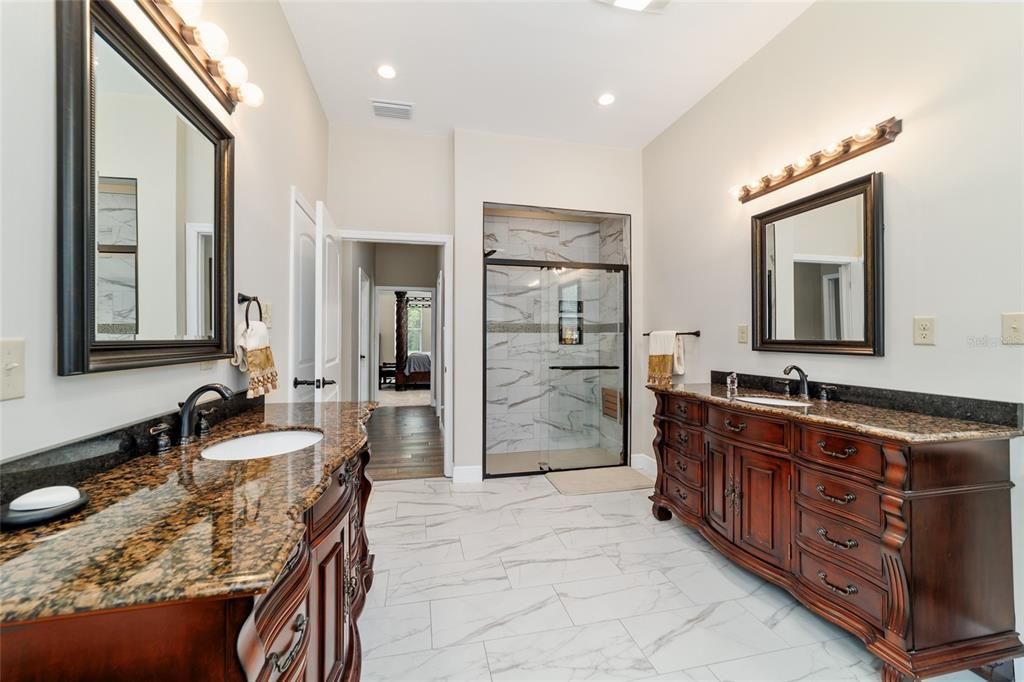 For Sale: $899,995 (3 beds, 2 baths, 2597 Square Feet)