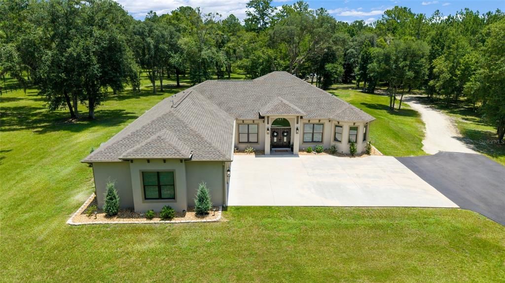 For Sale: $899,995 (3 beds, 2 baths, 2597 Square Feet)