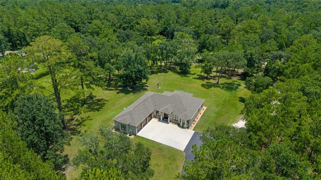 For Sale: $899,995 (3 beds, 2 baths, 2597 Square Feet)