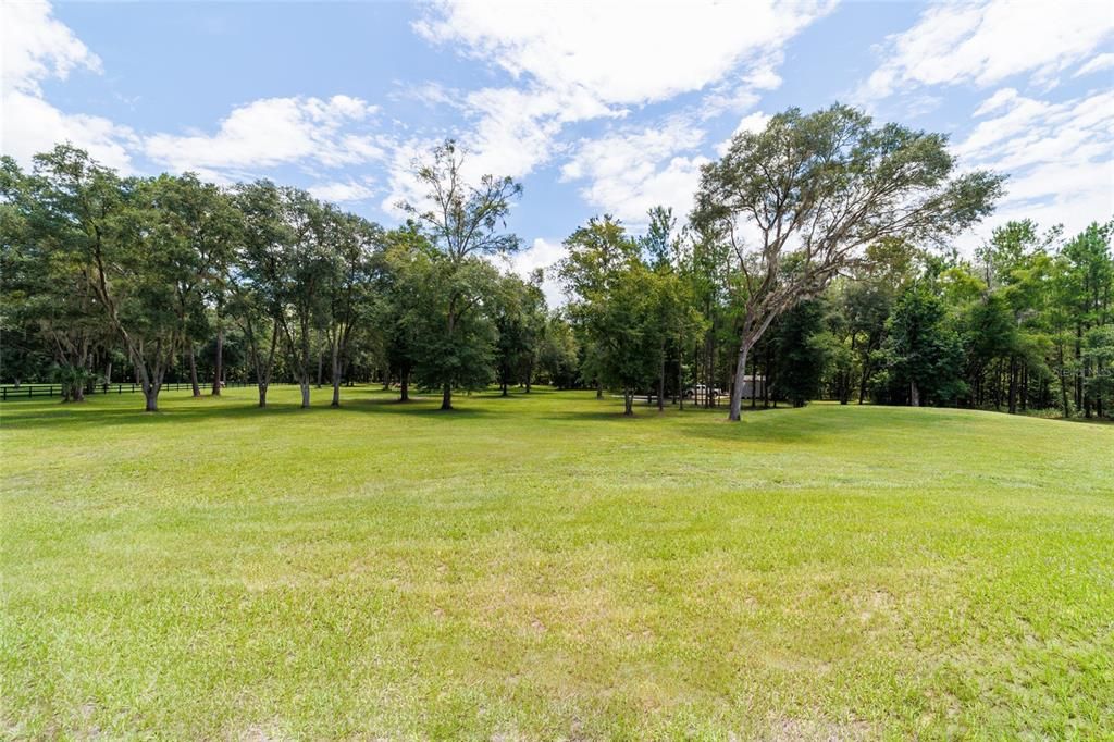 For Sale: $899,995 (3 beds, 2 baths, 2597 Square Feet)