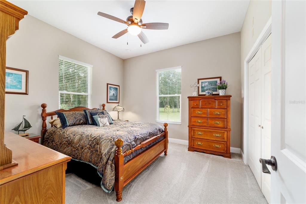 For Sale: $899,995 (3 beds, 2 baths, 2597 Square Feet)