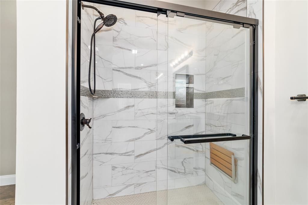 For Sale: $899,995 (3 beds, 2 baths, 2597 Square Feet)