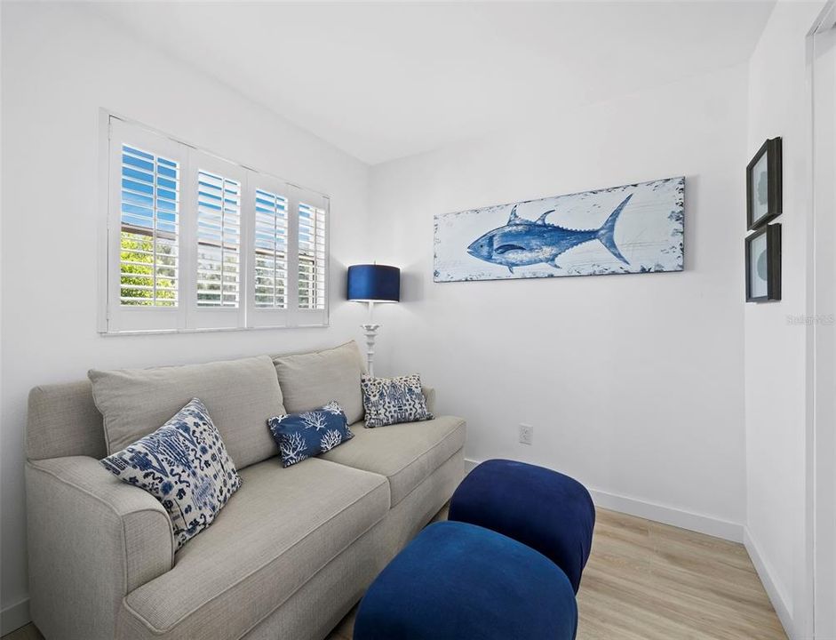 For Sale: $995,000 (2 beds, 2 baths, 1170 Square Feet)