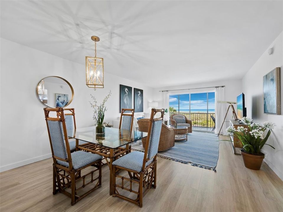 For Sale: $995,000 (2 beds, 2 baths, 1170 Square Feet)