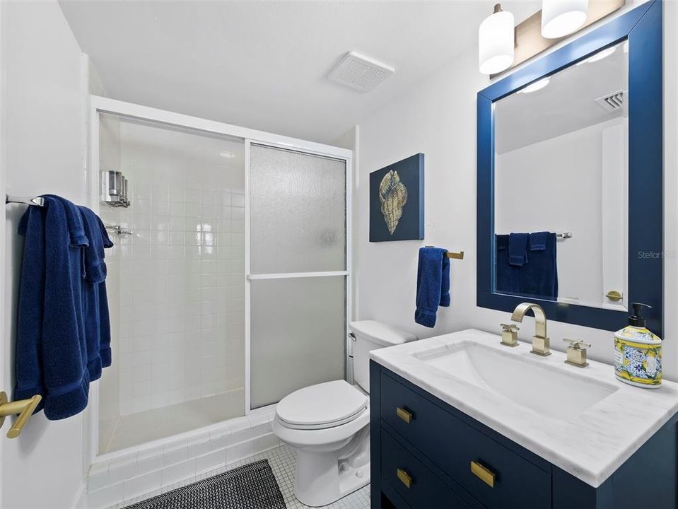 For Sale: $995,000 (2 beds, 2 baths, 1170 Square Feet)