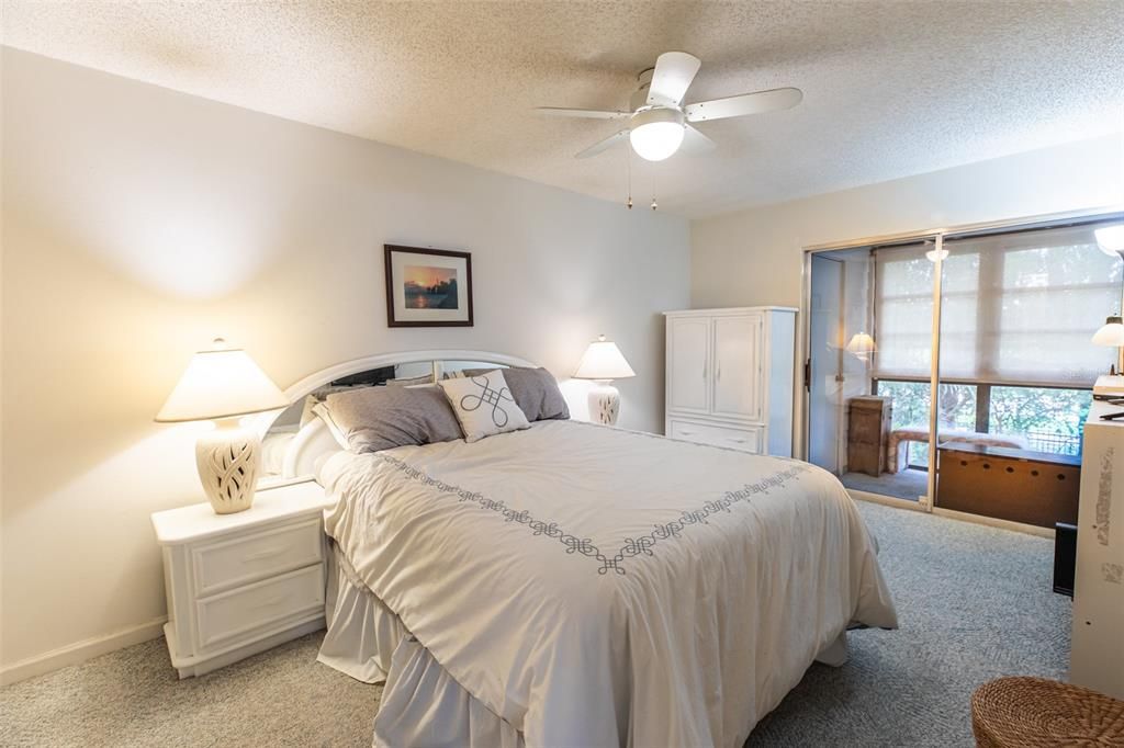 待售: $144,500 (2 贝兹, 2 浴室, 919 平方英尺)