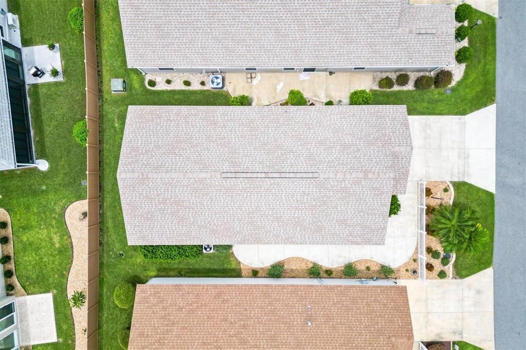 Activo con contrato: $279,000 (2 camas, 2 baños, 1227 Pies cuadrados)