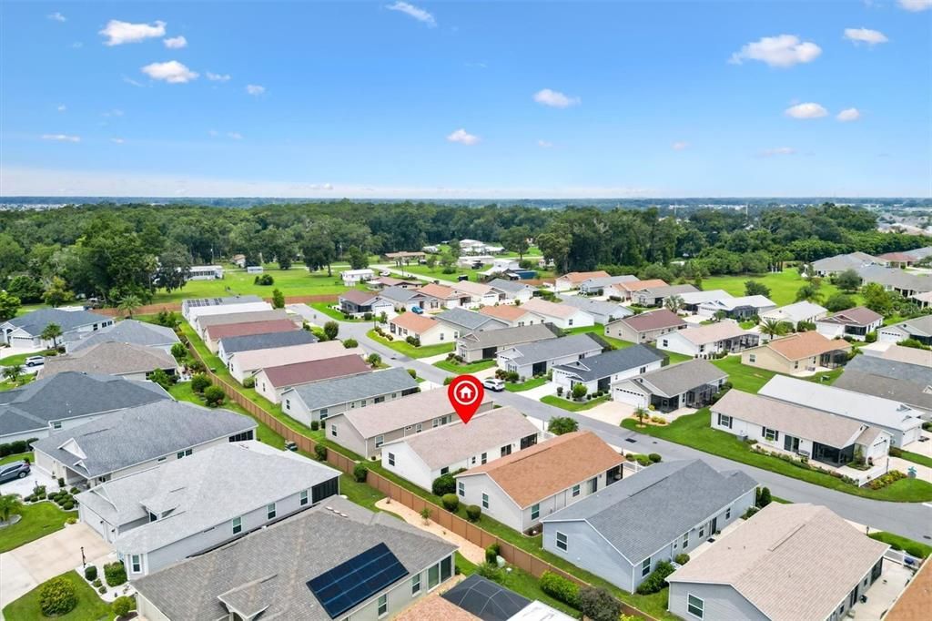 Activo con contrato: $279,000 (2 camas, 2 baños, 1227 Pies cuadrados)