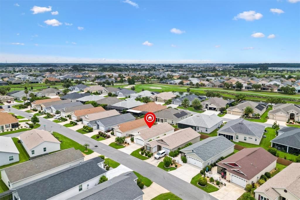 Activo con contrato: $279,000 (2 camas, 2 baños, 1227 Pies cuadrados)