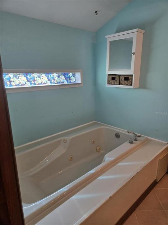 For Sale: $259,000 (3 beds, 2 baths, 1813 Square Feet)