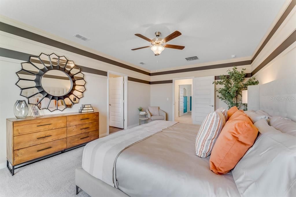 Active With Contract: $465,990 (5 beds, 3 baths, 2601 Square Feet)