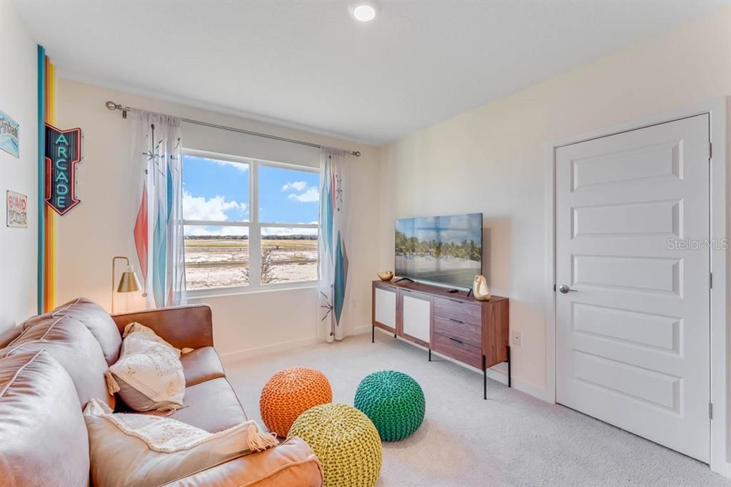 Active With Contract: $465,990 (5 beds, 3 baths, 2601 Square Feet)