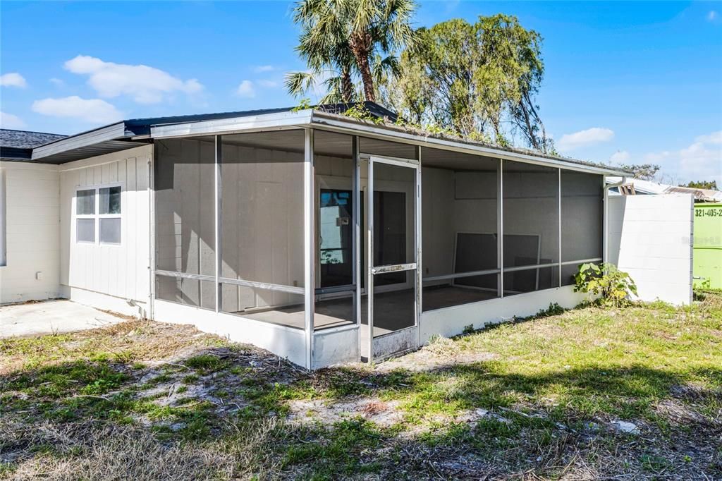 Под контрактом: $275,000 (3 спален, 2 ванн, 1422 Квадратных фут)