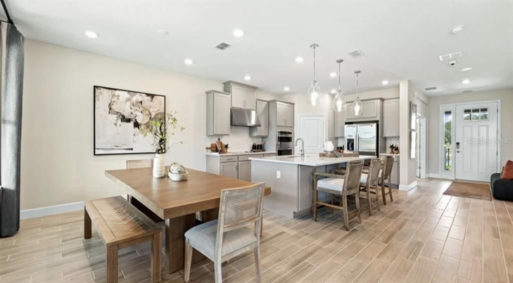 Active With Contract: $499,999 (5 beds, 4 baths, 3191 Square Feet)