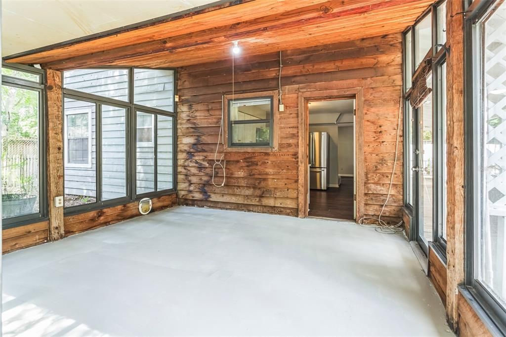 For Sale: $439,000 (4 beds, 2 baths, 1800 Square Feet)